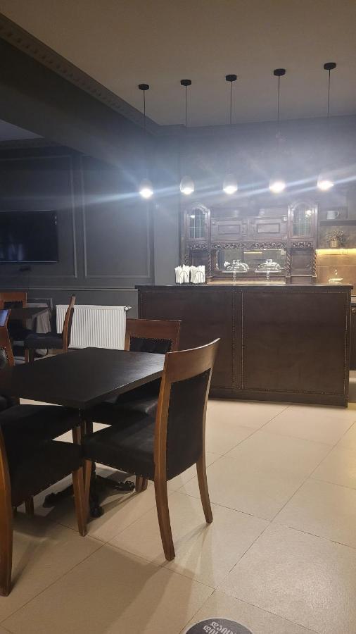 Hotel Plaza تبليسي المظهر الخارجي الصورة